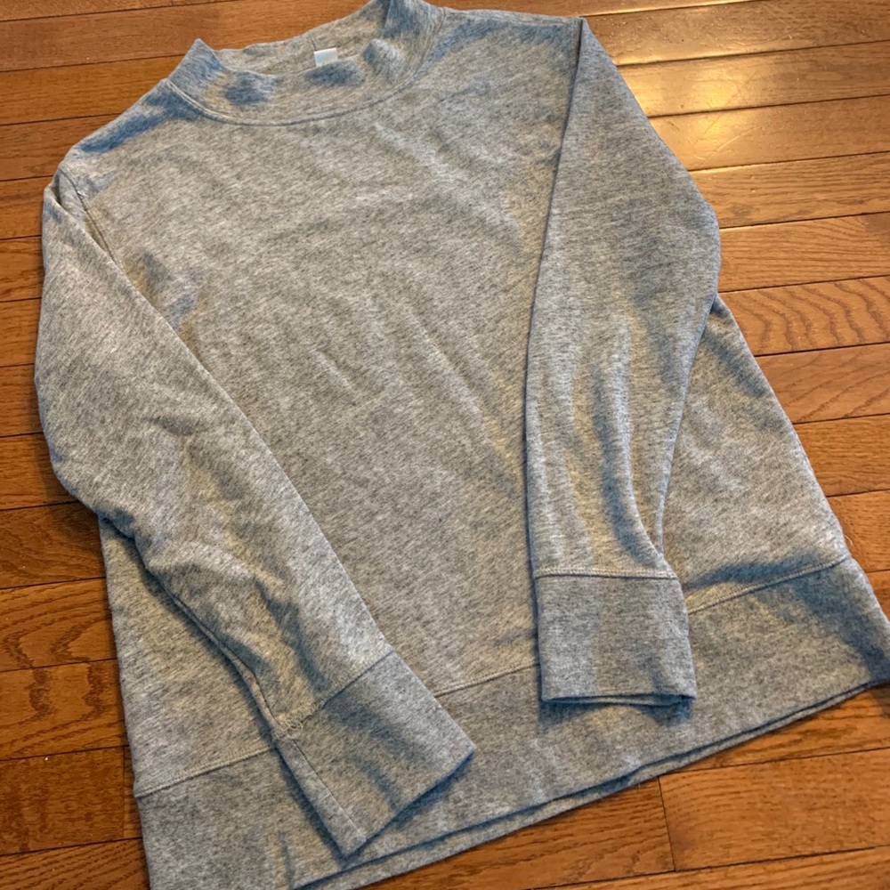 Mock turtle neck sweat shirt